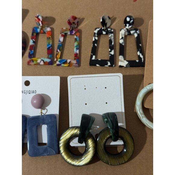 Beonon Trendy Acrylic Statement Earrings Set – Geometric & Colorful Drop Designs - Picture 5 of 6